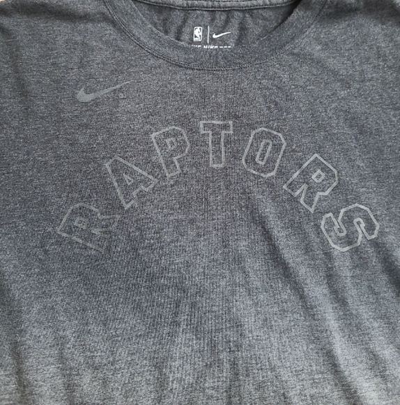 NWT Nike Raptors Shirt - Picture 2 of 4